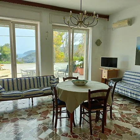 La Terrazza Sul Mare - Marina Di Novaglie Holiday home